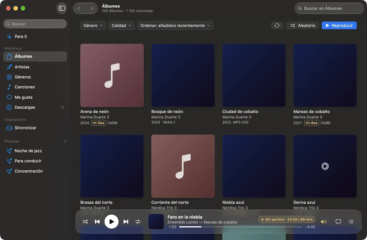 Biblioteca de álbumes en macOS con barra lateral
